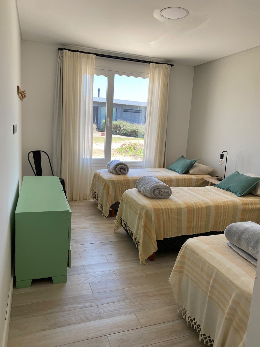 Casa para 10 en Costa Esmeralda, Residencial 1. Caminás a la playa — foto 7 de 8